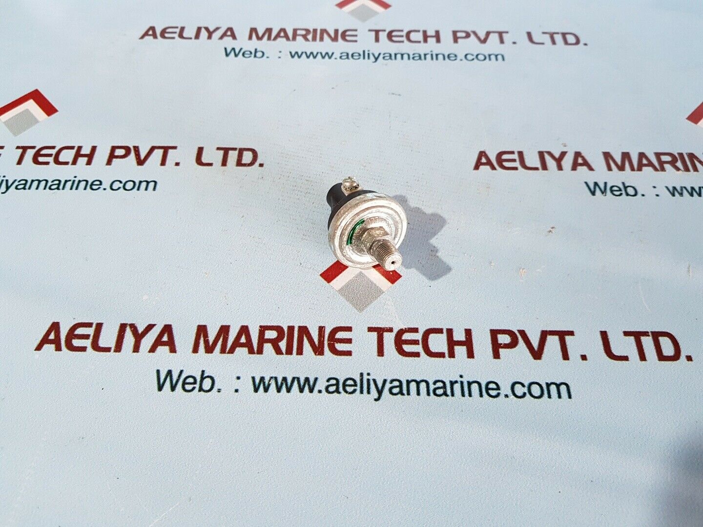 Honeywell 1082a70g17 41-7064 pressure control switch 1437 mex2