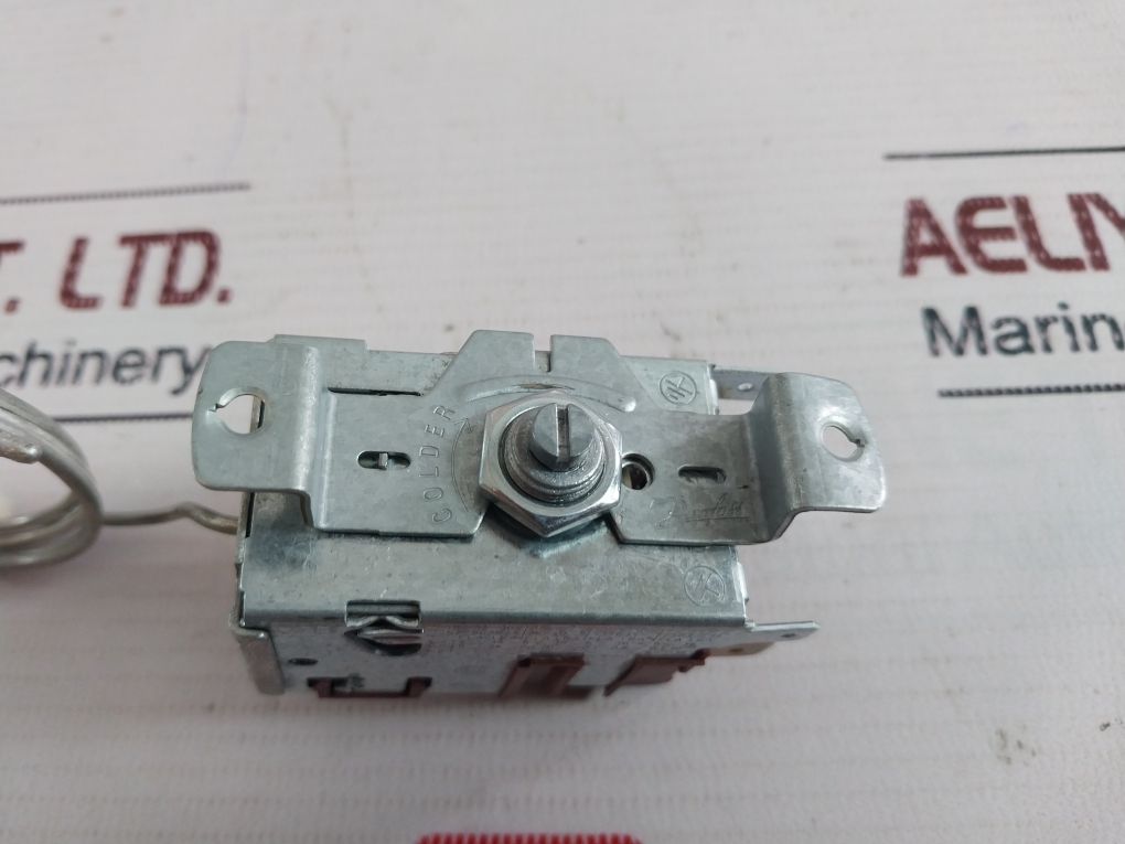 Danfoss 027040-039 Thermostat 240V