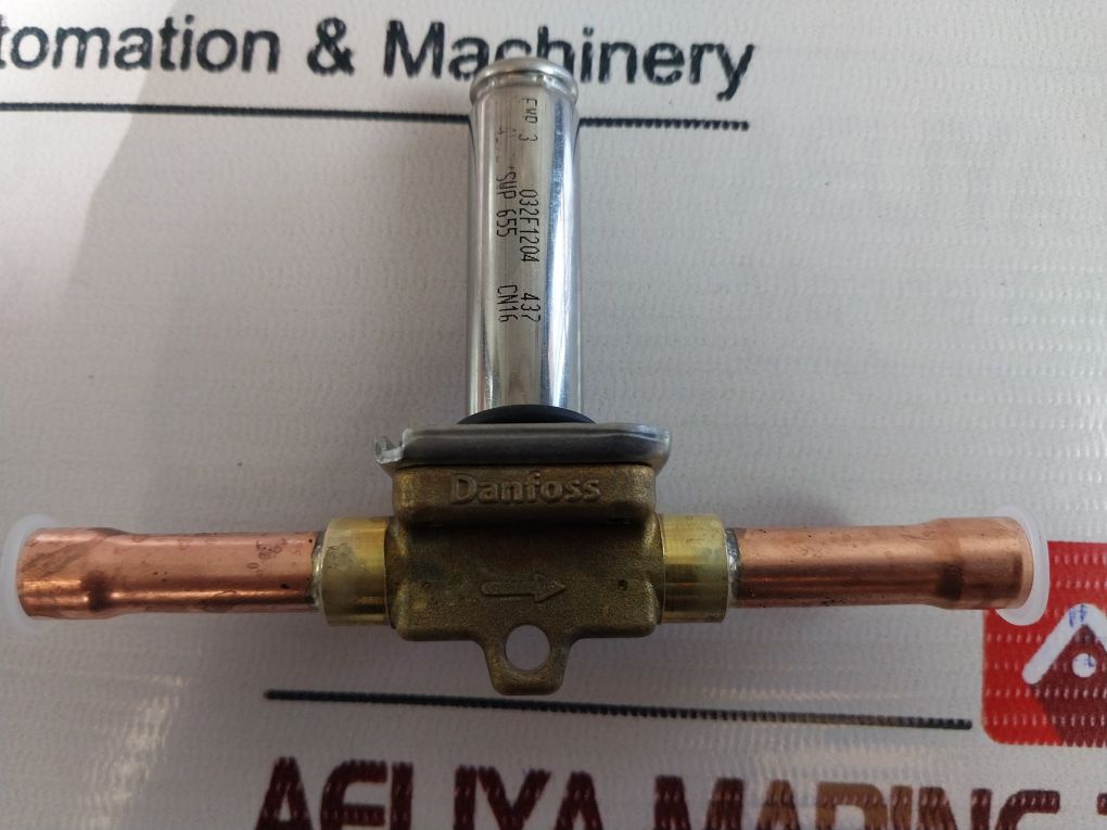 Danfoss 032F1204 Solenoid Valve