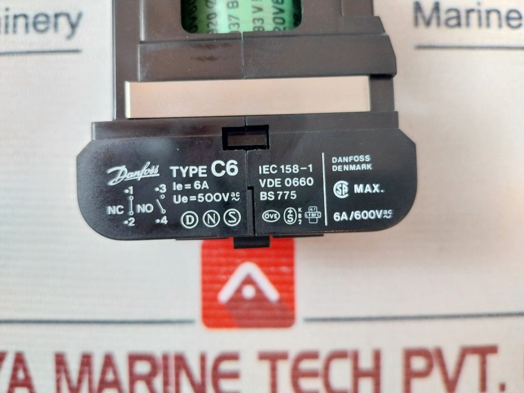 Danfoss C6 4 Pole Control Relay 037B0152