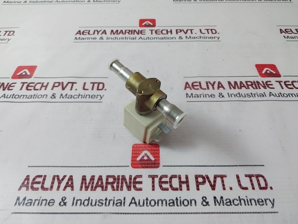 Danfoss 042N4214 Solenoid Valve 208-240V 50/60Hz 7W