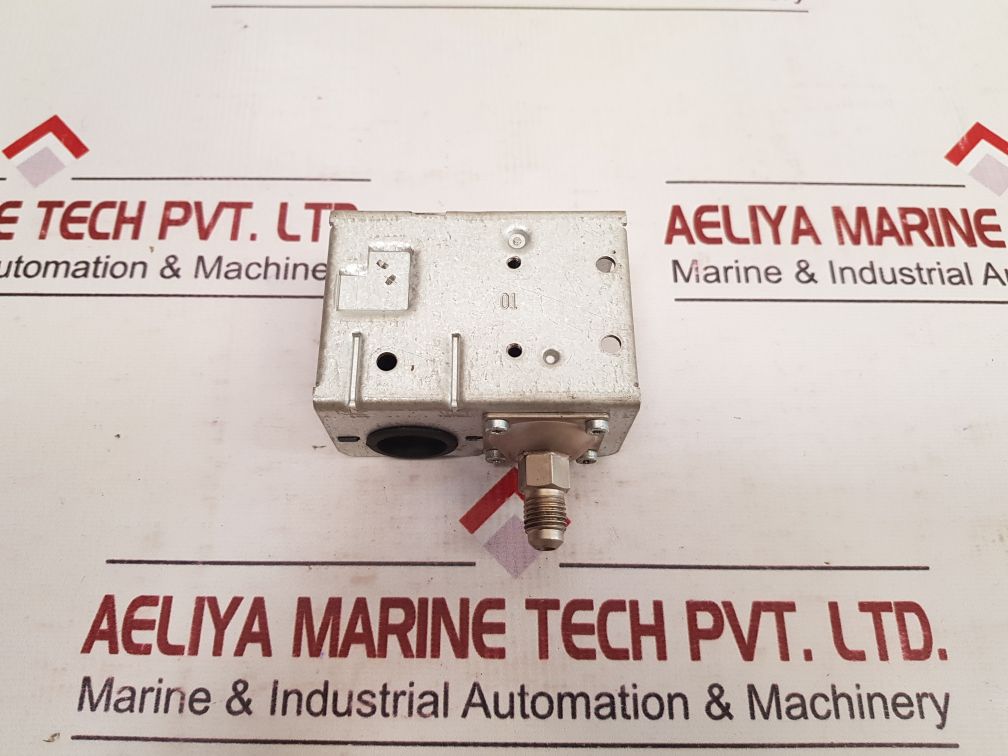 Danfoss 060-110191 Pressure Control Switch
