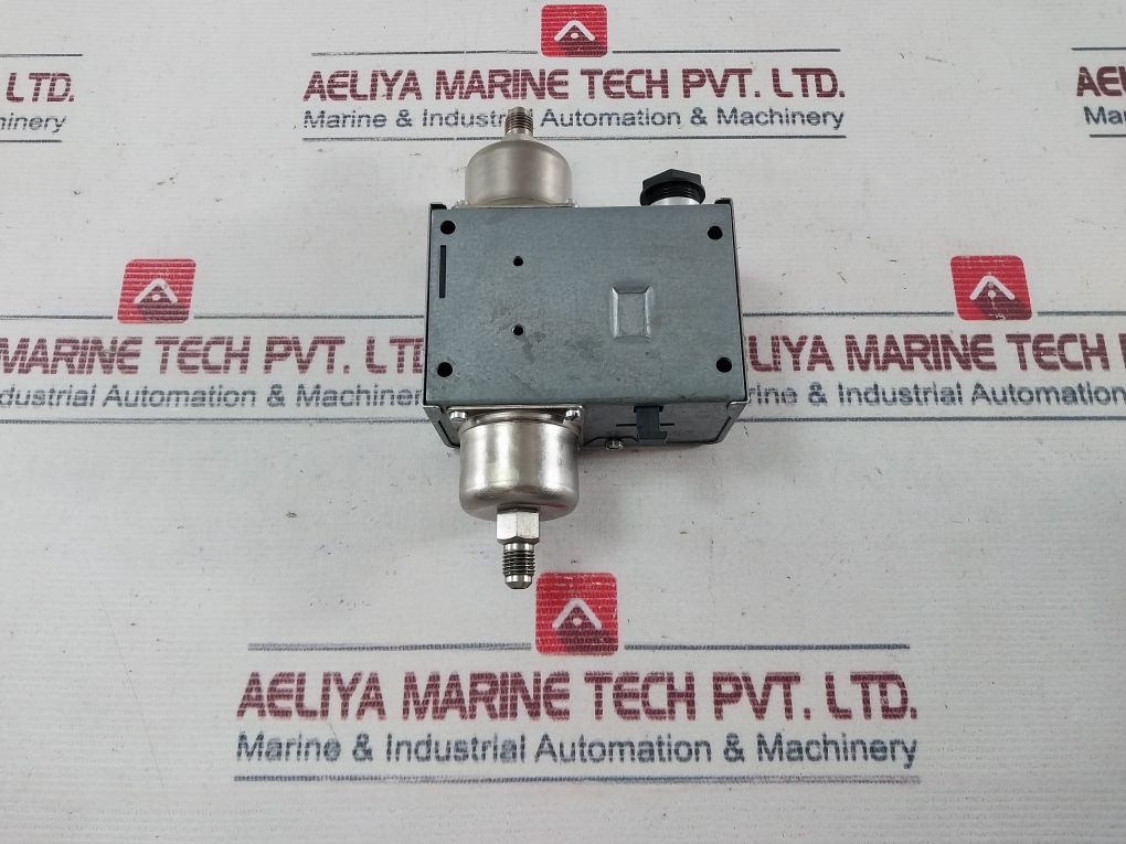 Danfoss 060B0212 Differential Pressure Control 0.3-4.0 Bar