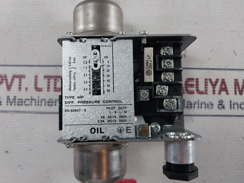 Danfoss 060B0212 Differential Pressure Control 0.3-4.0 Bar