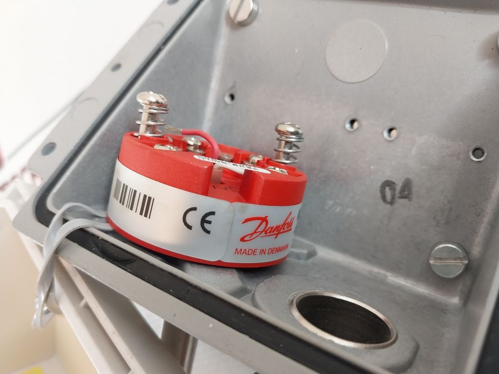 Danfoss 084Z5063 Temperature Sensor 8-35 Vdc