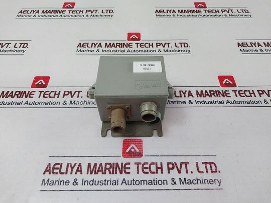 Danfoss Cas 136 Pressure Control Switch