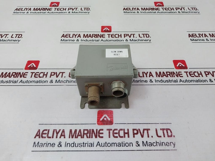 Danfoss Cas 136 Pressure Control Switch
