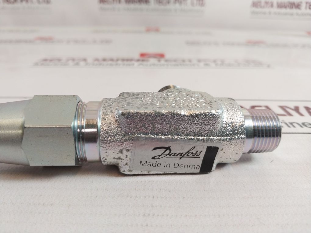 Danfoss Cd10-3/8Mpt Refrigeration Gauge Valve