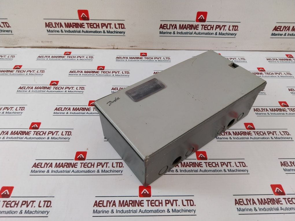 Danfoss Ekc 30/Ekc 31 Capacity Regulator 220/240Vac 50/60Hz 084U2015