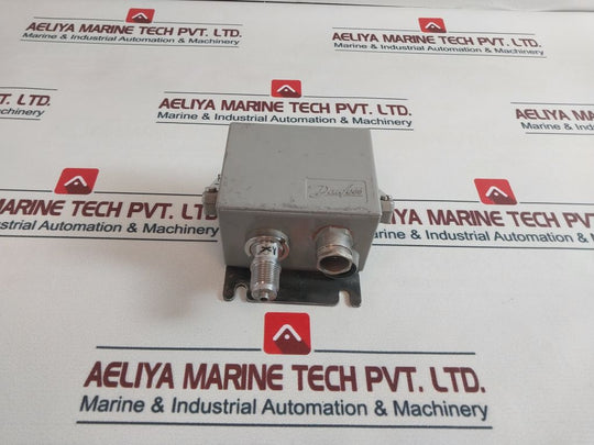 Danfoss Emp 2 Pressure Transmitter 084G2157