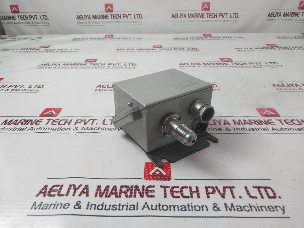 Danfoss Emp 2 Pressure Transmitter 4-20 Ma