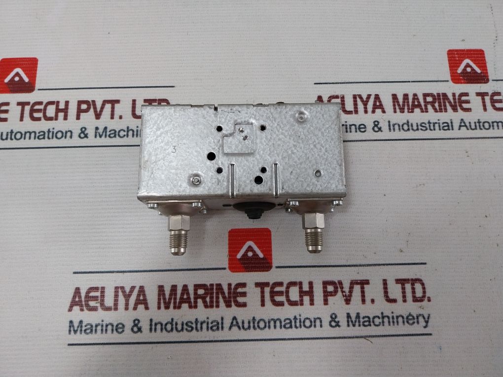 Danfoss Kp15 Pressure Switch 58 Psi
