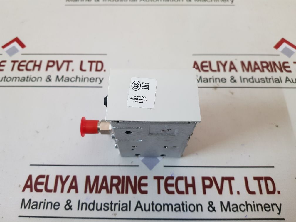 Danfoss Kp2 Pressure Switch 060-112066 Type Spdt 0.5-1.5 Bar