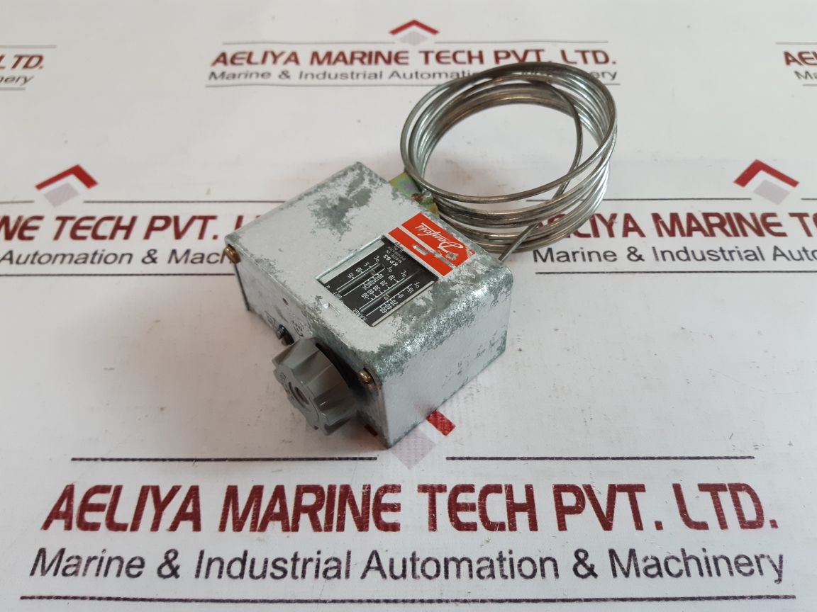 Danfoss kp63 temperature control 060l2007 with box