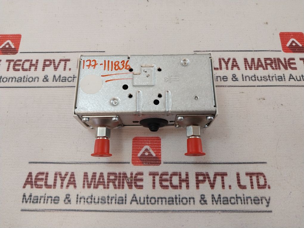 Danfoss Kp 15 Pressure Switch 0.7 To 4 Bar