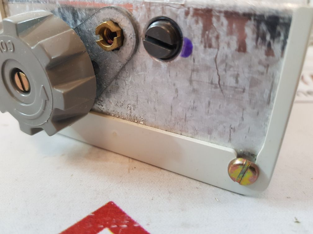 Danfoss Kp 61 Thermostat Straight Bulb