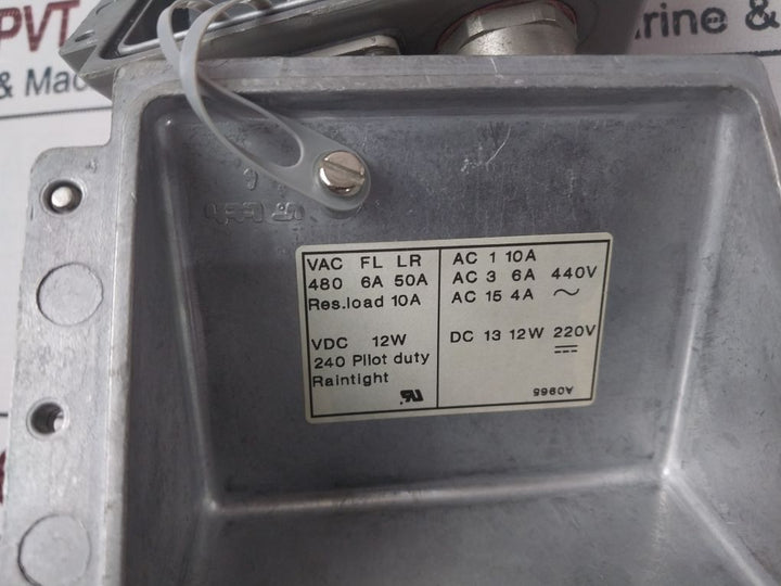 Danfoss Kps 33 Pressure Control Switch 220V