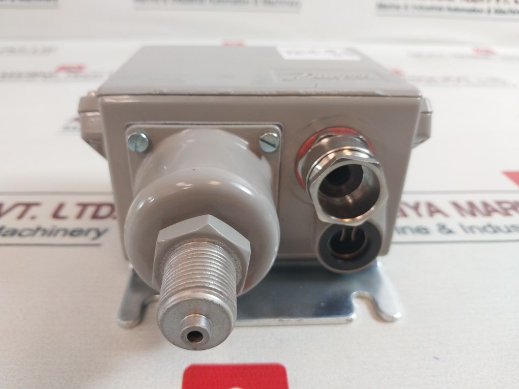 Danfoss Kps 33 Pressure Switch