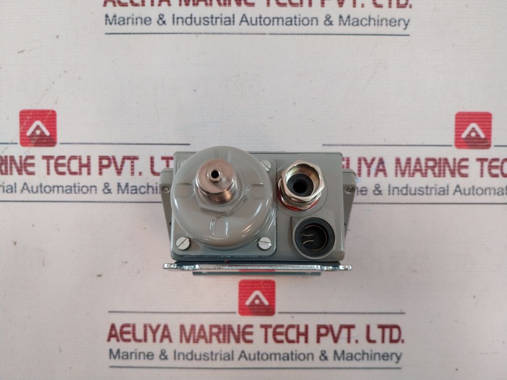 Danfoss Kps 33 Pressure Switch 2-6 Psi