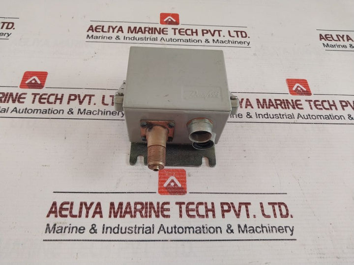 Danfoss Kps 37 Pressure Switch 0.6-1.8 Mpa 10-35 Psi
