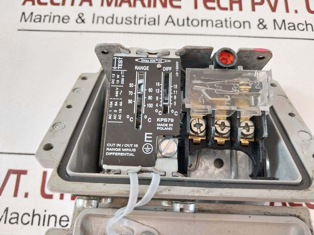 Danfoss Kps 79 Thermostat/Temperature Switch 060L3121