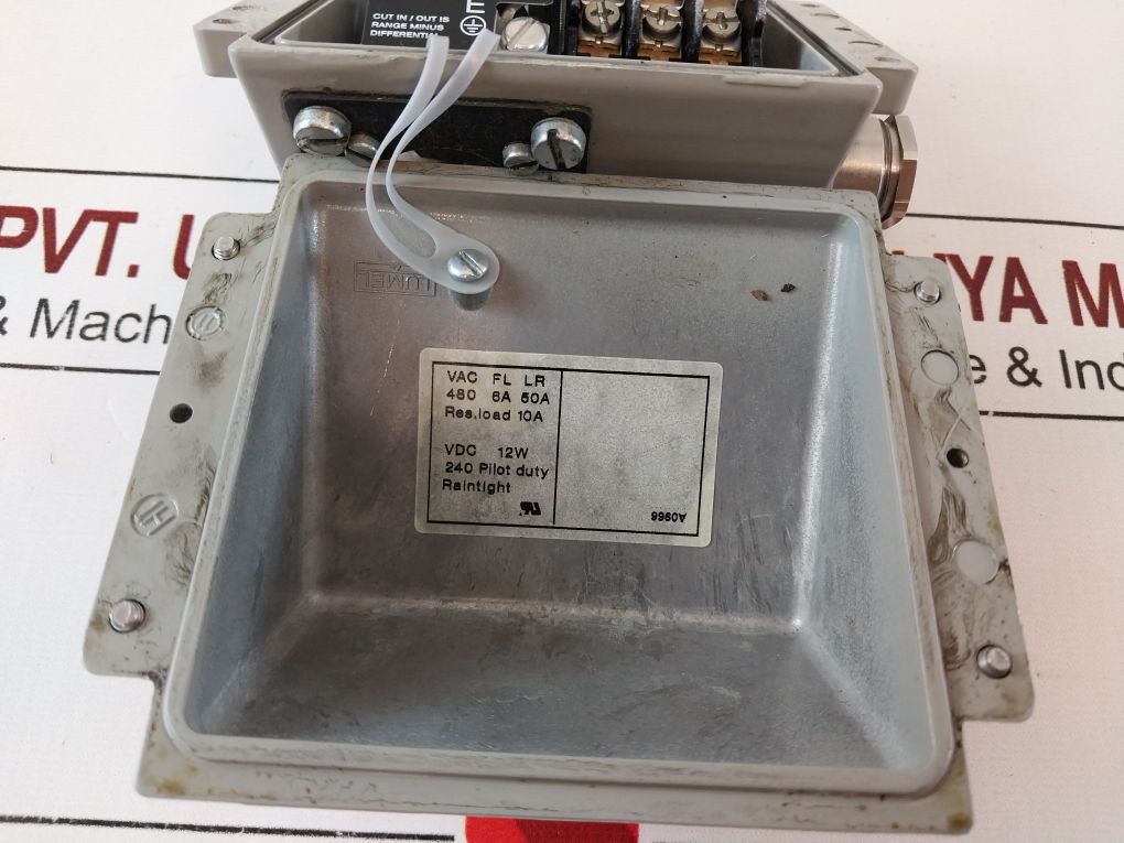 Danfoss Kps 79 Thermostat/Temperature Switch 060L3121