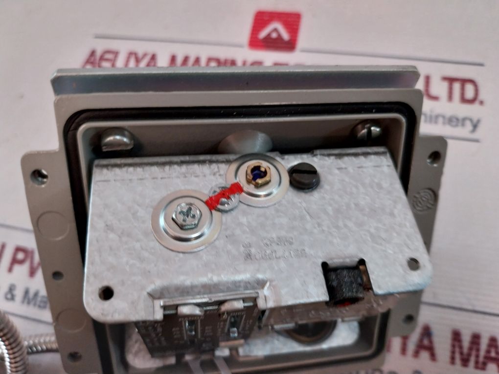 Danfoss Kps 79 060L4122 Temperature Switch