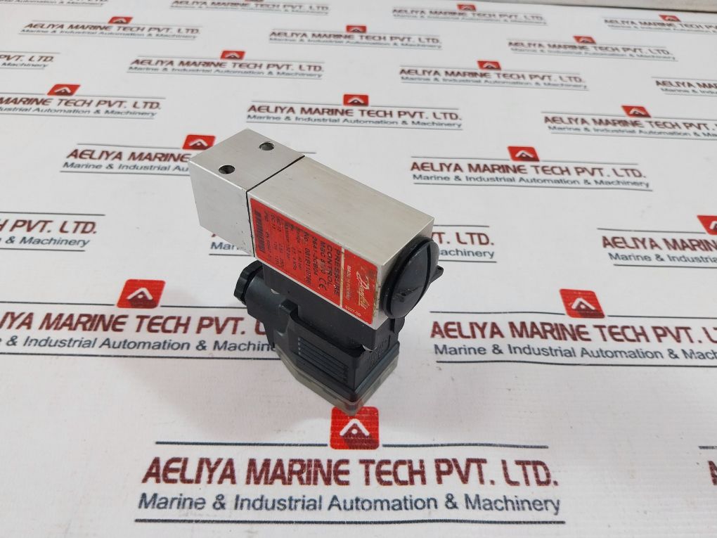 Danfoss Mbc 5100 Pressure Control Switch 061B110766