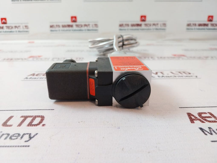 Danfoss Mbc 8100 Temperature Control