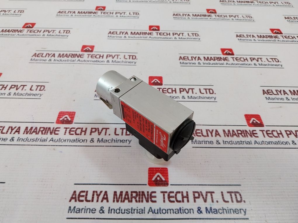 Danfoss Mbc 8100 Temperature Control Switches 061B814866