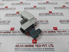 Danfoss Mbs 5100-2011-1Db04 Pressure Transmitter W/ 26740113 Test Valve
