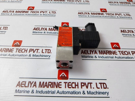 Danfoss Mbs 5100 Pressure Transmitter 060N1034 10-32Vdc