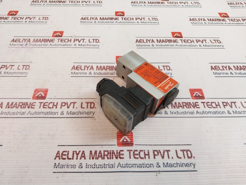 Danfoss Mbs 5150 Pressure Transmitter 060N1125 10-32Vdc