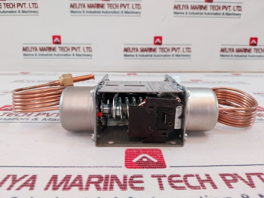 Danfoss Mp 060B2150 Lube Oil Protection Control