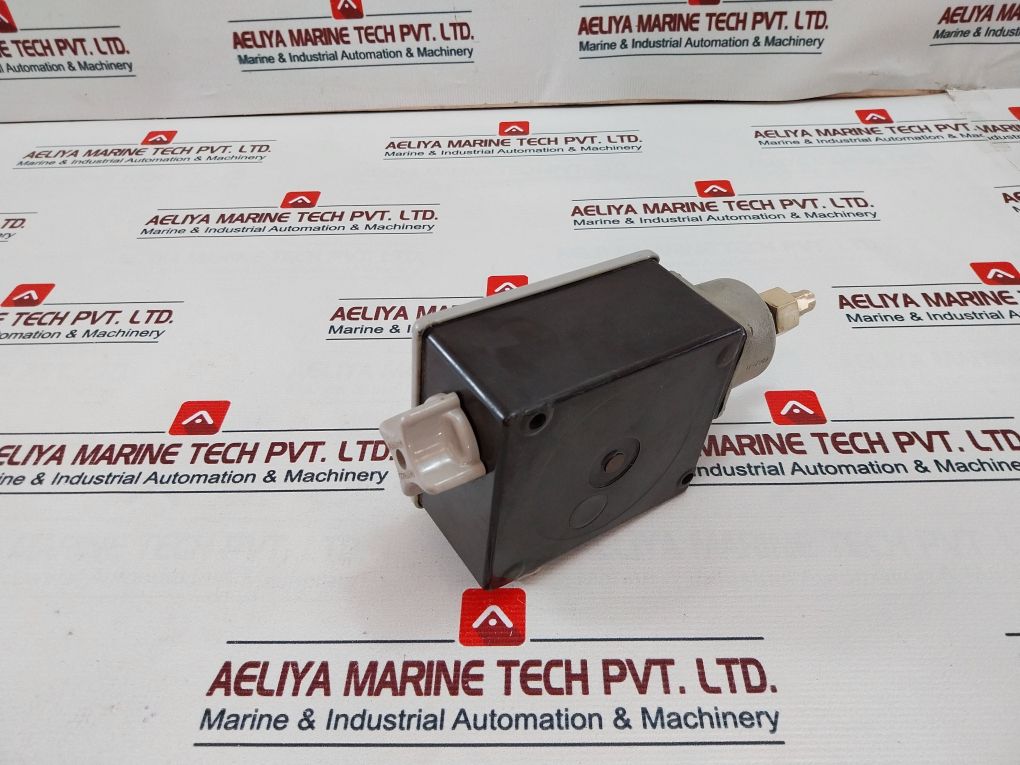 Danfoss Rt112 Pressure Switch 10A 380V Ip66