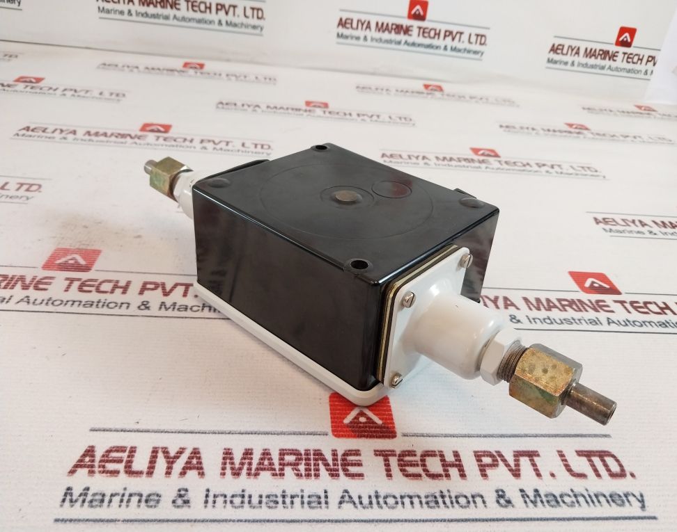 Danfoss Rt260A Differential Pressure Switch 8-86 Psi