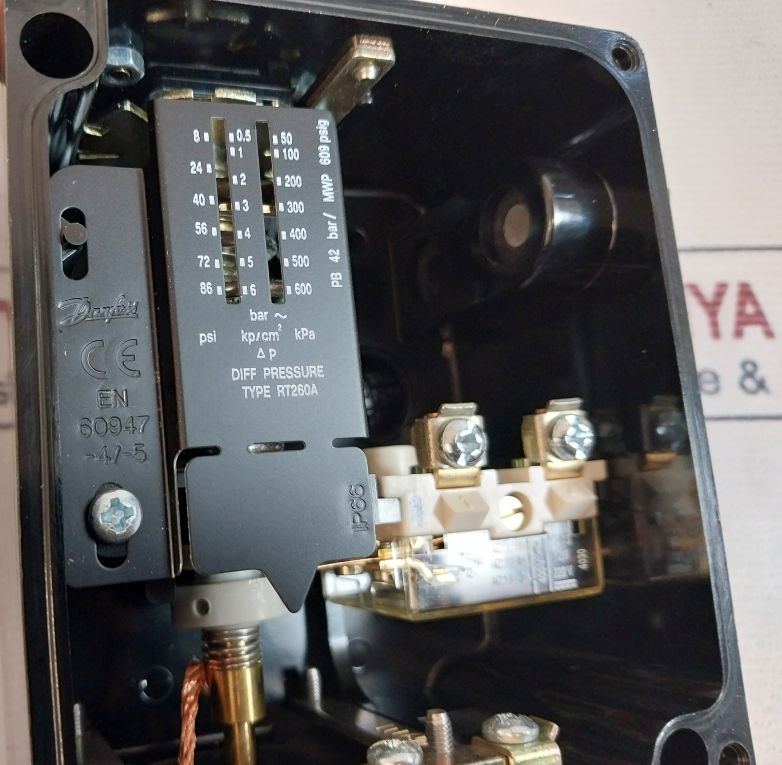 Danfoss Rt260A Differential Pressure Switch 8-86 Psi