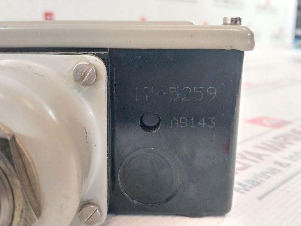 Danfoss Rt36S Pressure Switch 0-2.5 Bar 400V~