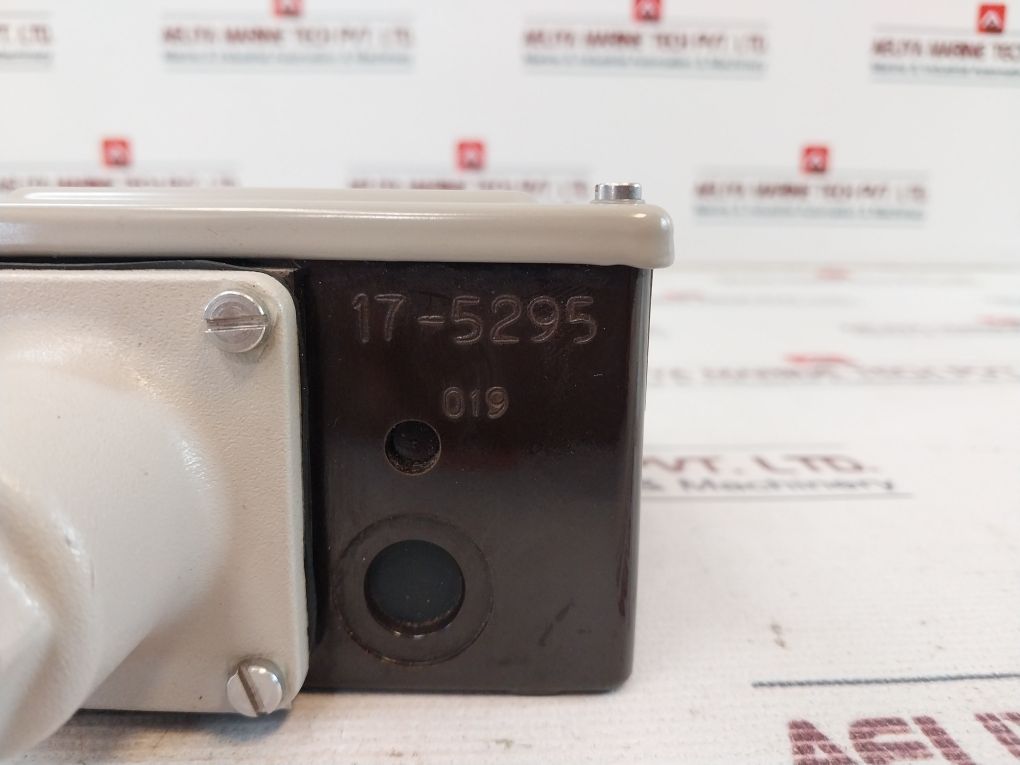 Danfoss Rt 117 Pressure Control Switch 150-430 Psig