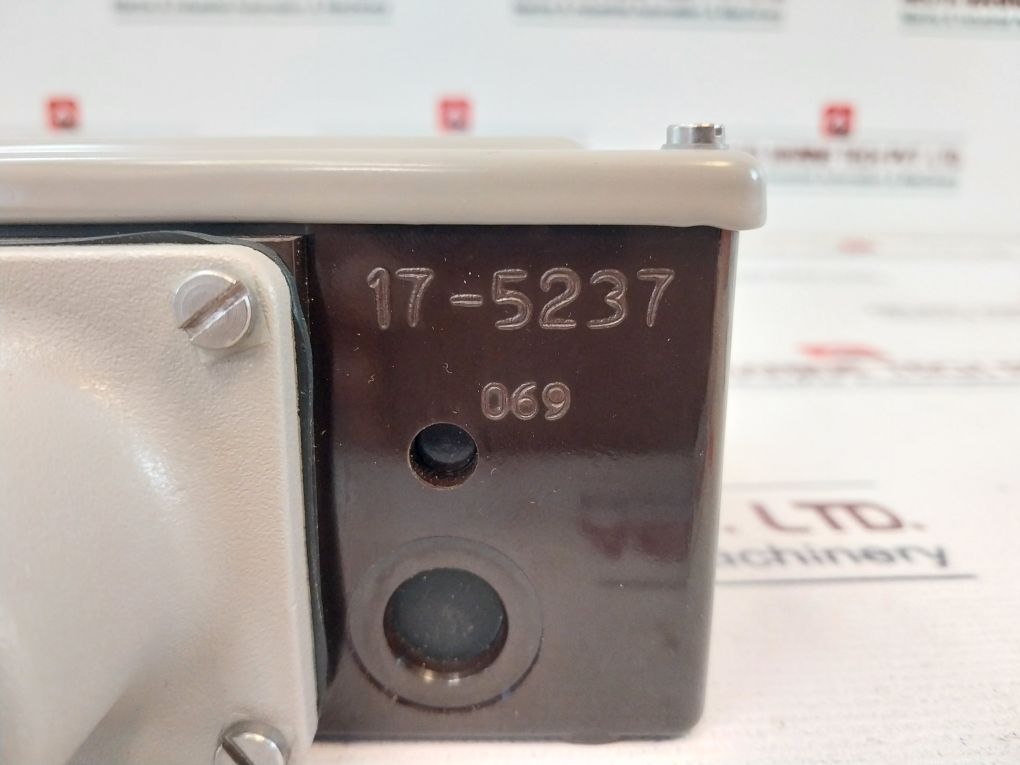 Danfoss Rt 200 Pressure Control Switch 400V~