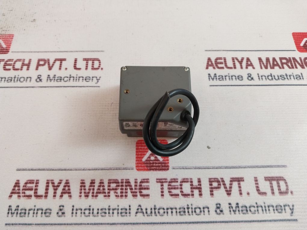 Datalogic Gryphon Gfs4150-c252 Barcode Scanner 390Ma