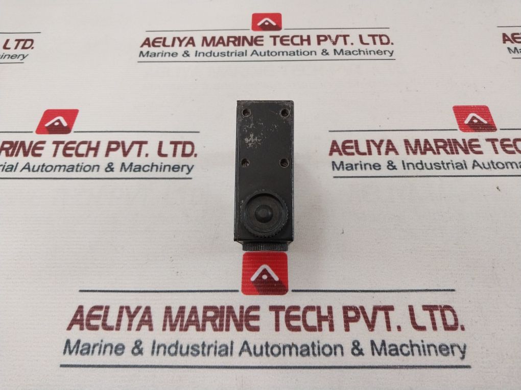 Datalogic Tlu-011 Color Mark Sensor