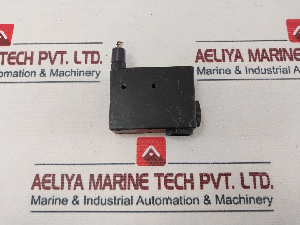 Datalogic Tlu-011 Color Mark Sensor