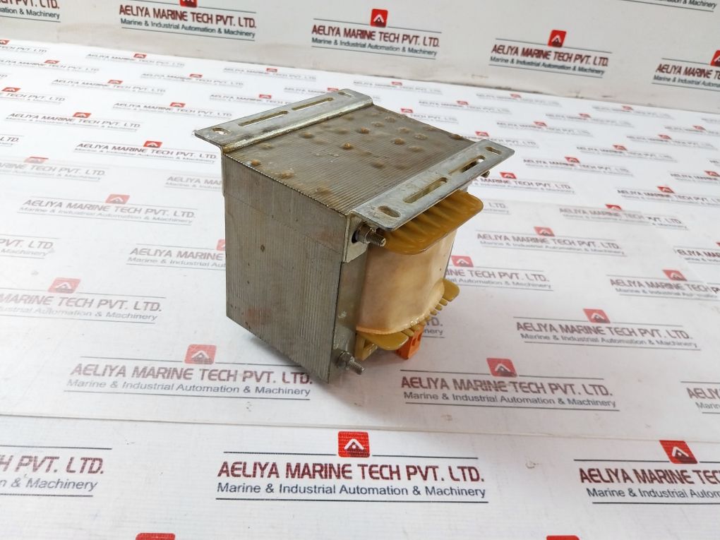 Dayton 4Mtv7 Safety Isolating Transformer 0-115V 8.70A