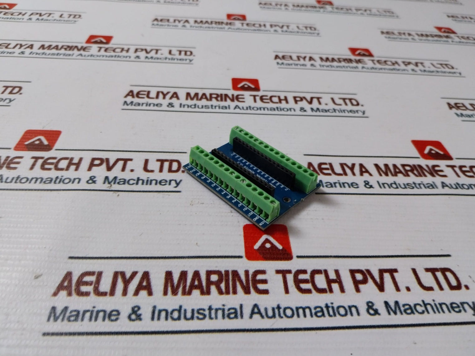 Deek-robot Nano Terminal Adapter