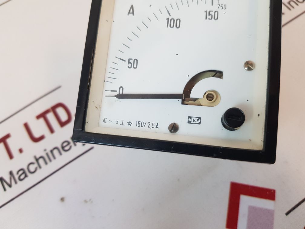 Deif Eq 72P, 150/2.5A Ampere Meter
