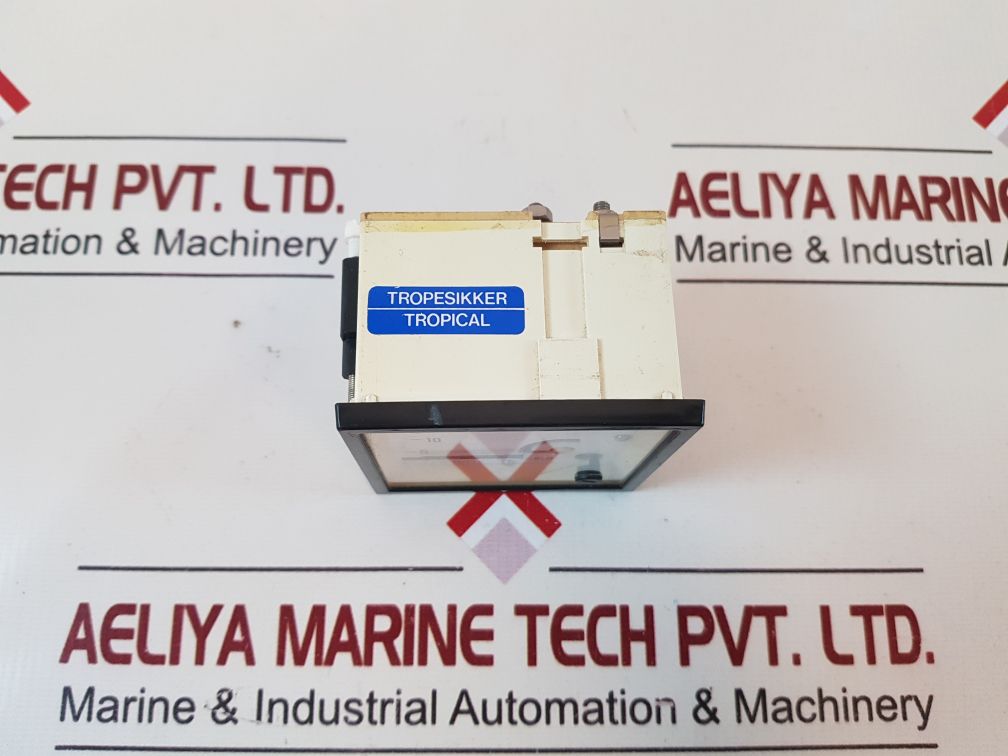 Deif Eq 72P, 30/2.5A Ampere Meter
