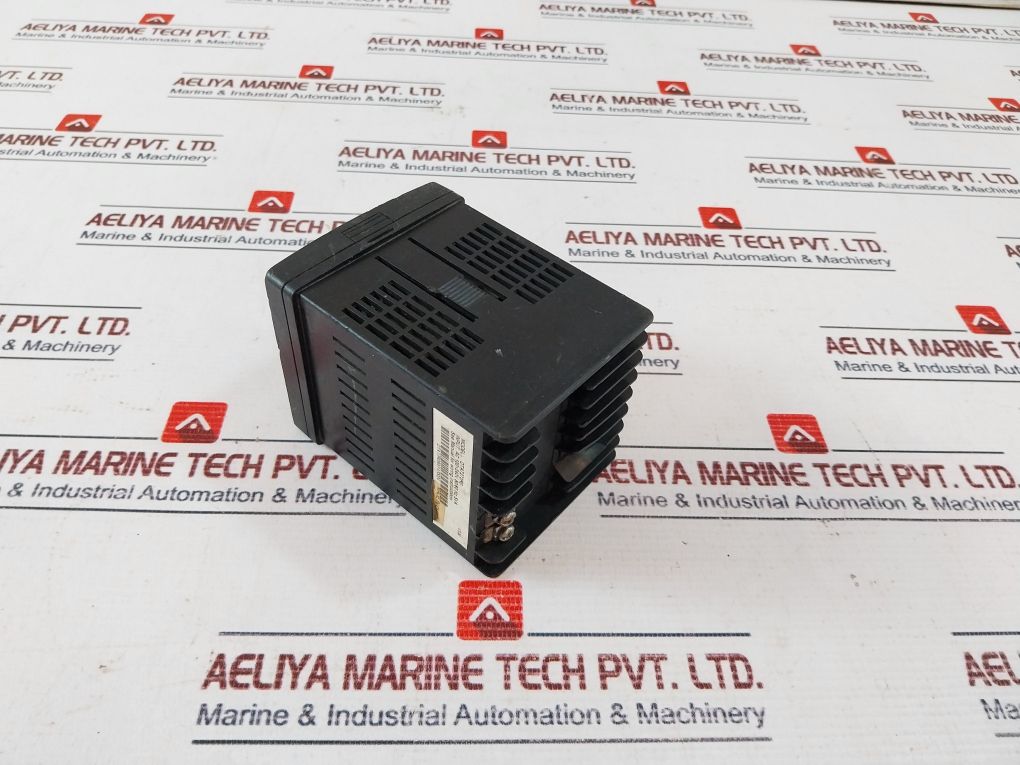 Delta Dta7272R0 Temperature Controller Ac 100~240V 50/60 Hz
