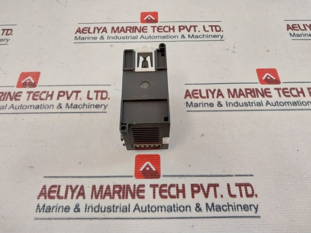 Delta Dvp08Xn211R Output Module