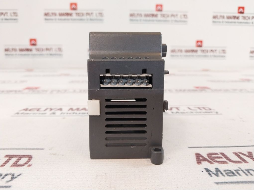 Delta Dvp08Xn211R Output Module